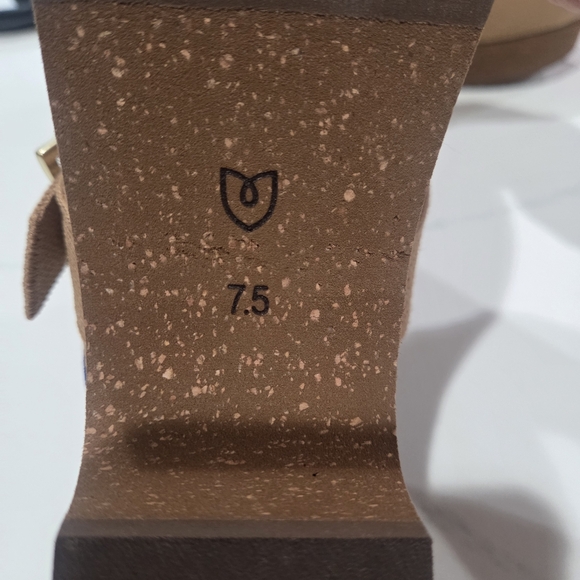 ROTHY'S The Buckle Clog Brown Butternut Women’s US 7.5 EU 37.5 UK 5 New W/ Box - Picture 3 of 15